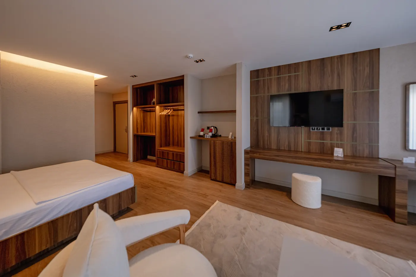 King Suite 7